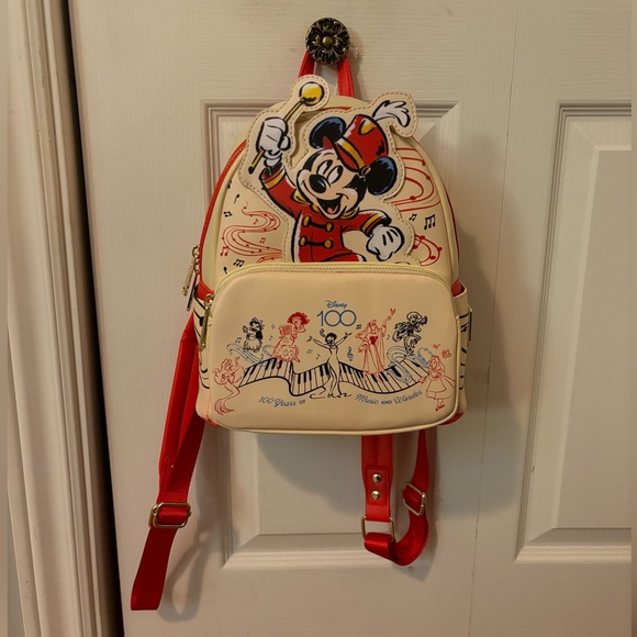 NWT Disney LoungeFly Bag - Picture 8 of 8
